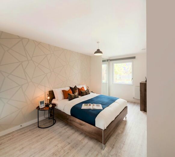 3 Bedroom Flat To Rent In Blackhorse Lane, London, E17