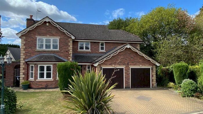 4 Bedroom Detached House To Rent In Cheltenham Drive, Sale, M33