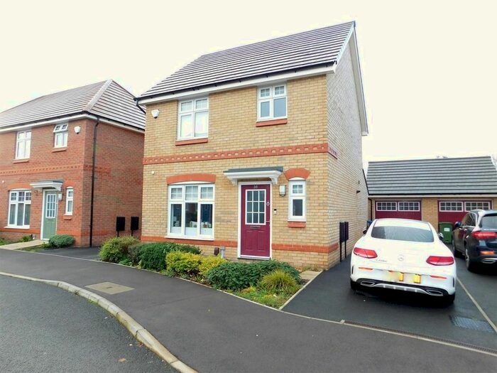 3 Bedroom Detached House To Rent In Newhaven Road, Stockport, SK5