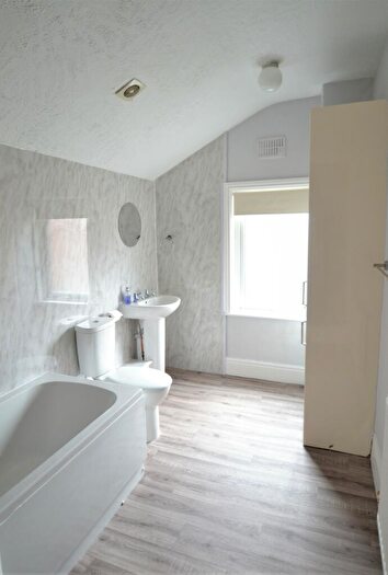 2 Bedroom End Of Terrace House To Rent In Goward Street, Market Harborough, LE16