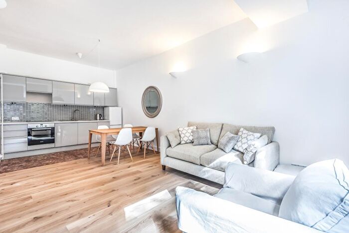 1 Bedroom Apartment To Rent In Frognal, Hampstead, NW3