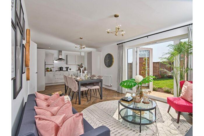 4 Bedroom Detached House For Sale In Woolhouse Way, Cringleford Norwich, Norfolk, NR4