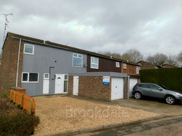 3 Bedroom End Of Terrace House To Rent In Oldbrook, Peterborough, Cambridgeshire, PE3
