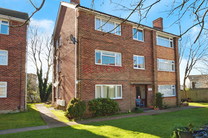 1 Bedroom Flat To Rent In Barnfield Court, Weston Lane, Weston, Southampton, SO19