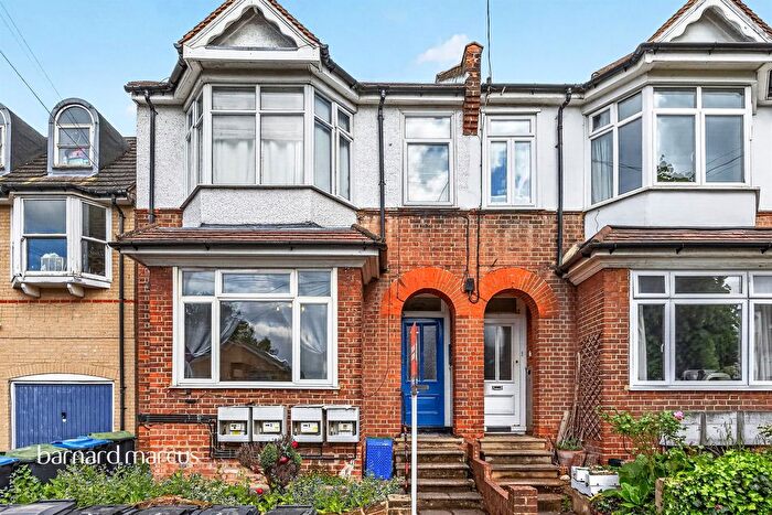 2 Bedroom Flat For Sale In Glossop Road, South Croydon, CR2