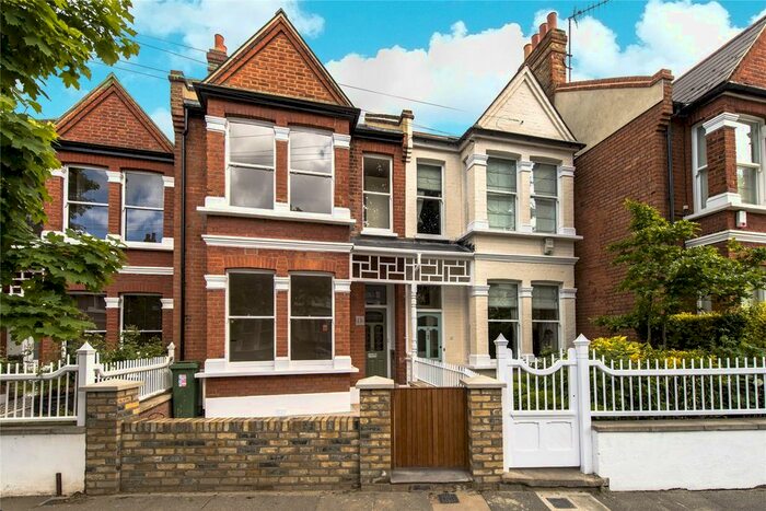 3 Bedroom Terraced House To Rent In Brookfield Road, Chiswick, W4