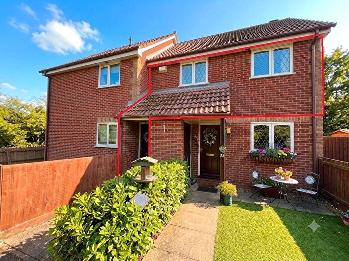 1 Bedroom Maisonette For Sale In Sillswood, Olney, MK46