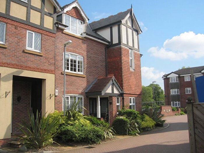 2 Bedroom Flat To Rent In Arderne Place, Alderley Edge, Cheshire, SK9