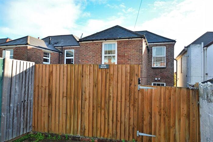 2 Bedroom Semi Detached House For Sale In Central Ryde, PO33