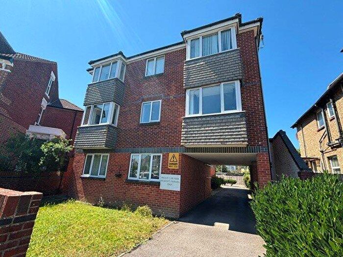 2 Bedroom Apartment To Rent In Parkstone Avenue, Southsea, Hampshire, PO4