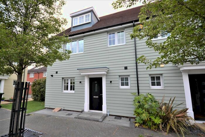 4 Bedroom End Of Terrace House To Rent In Farmer Close, Little Canfield, CM6