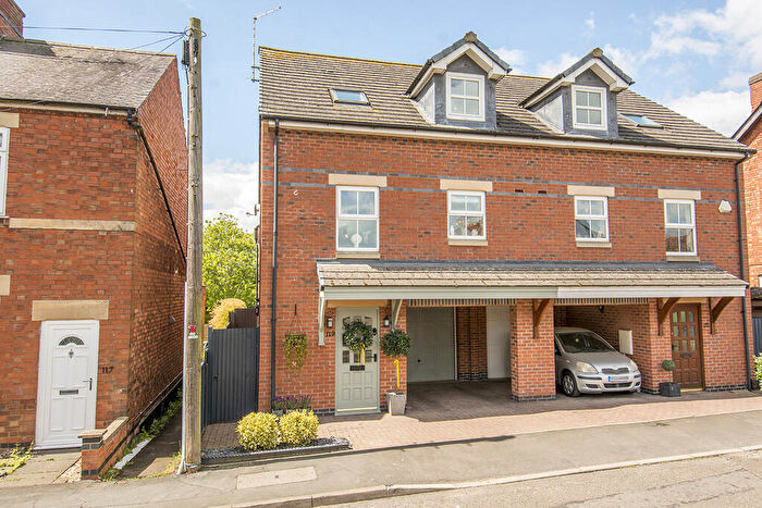 4 Bedroom Semi-Detached House For Sale In Logan Street, Market Harborough, LE16