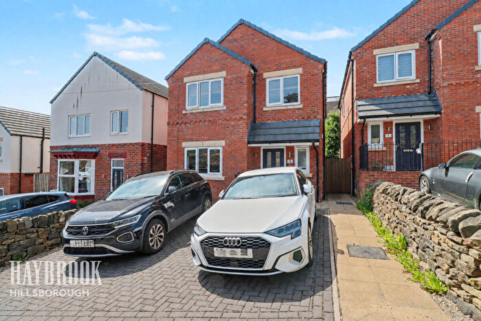 4 Bedroom Detached House For Sale In Fairbarn Road, Sheffield, S6