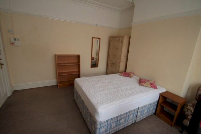 3 Bedroom Property To Rent In Queens Road, Clarendon Park, Leicester, LE2