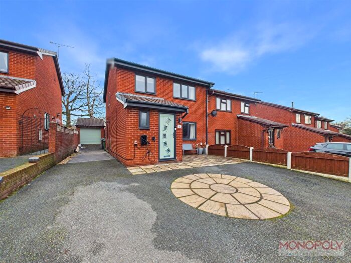 3 Bedroom Semi Detached House For Sale In Oak Meadows, Tanyfron, Wrexham, LL11