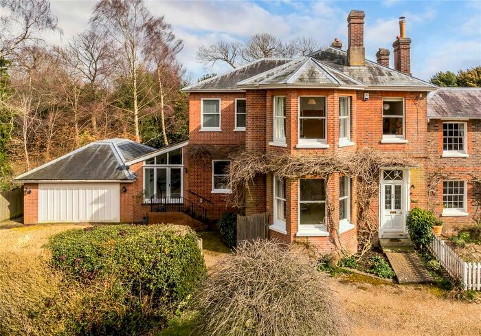 5 Bedroom Semi-Detached House For Sale In The Green, Langton Green, Tunbridge Wells, Kent, TN3