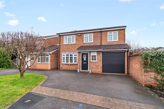 4 Bedroom Detached House For Sale In Nicholls Close, Solihull, B92