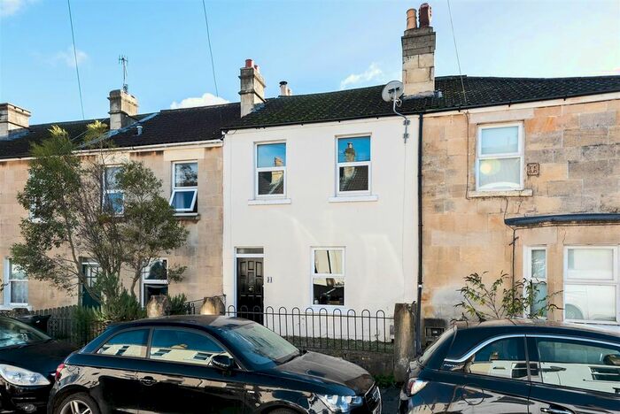 4 Bedroom Property To Rent In Dorset Street, Bath, BA2