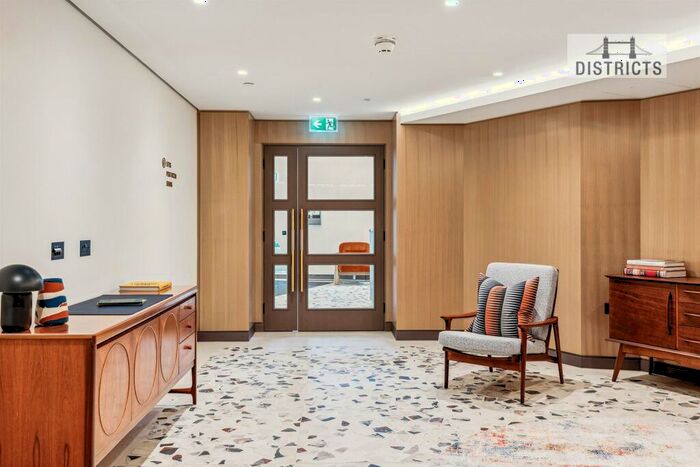 2 Bedroom Apartment To Rent In Aspen Tower, Marsh Wall, E14