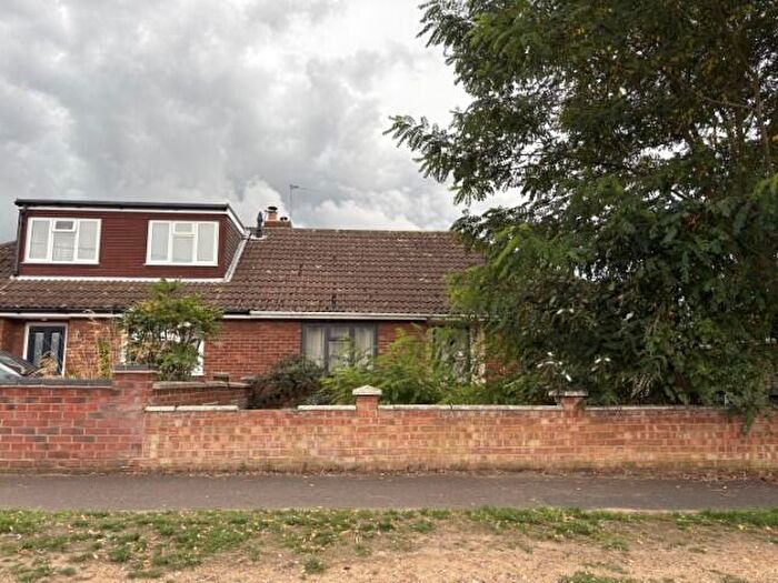 2 Bedroom Semi-Detached Bungalow For Sale In Drayton Wood Road, Hellesdon, Norwich, Norfolk, NR6
