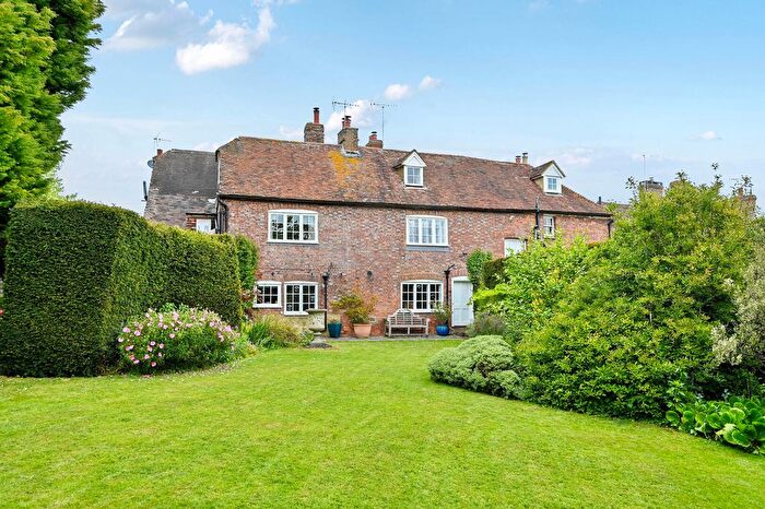 3 Bedroom Cottage For Sale In Court Lodge Road, Appledore, Ashford, TN26