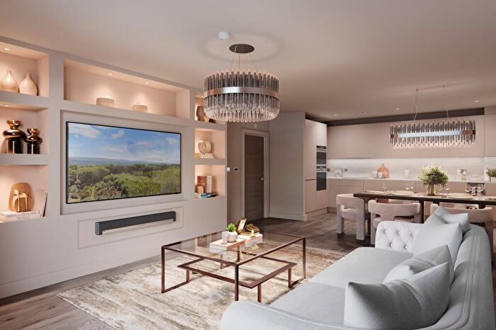 2 Bedroom Apartment For Sale In Kings Drive, Midhurst, GU29