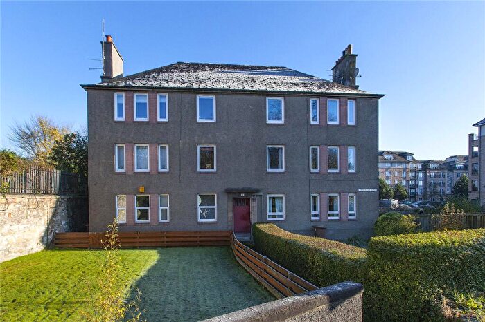2 Bedroom Flat To Rent In Warriston Road, Edinburgh, EH7