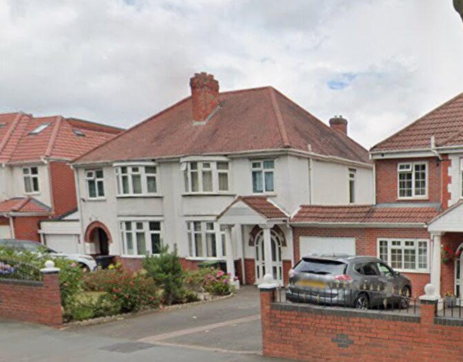 3 Bedroom Semi-Detached House To Rent In The Broadway, Dudley, DY1
