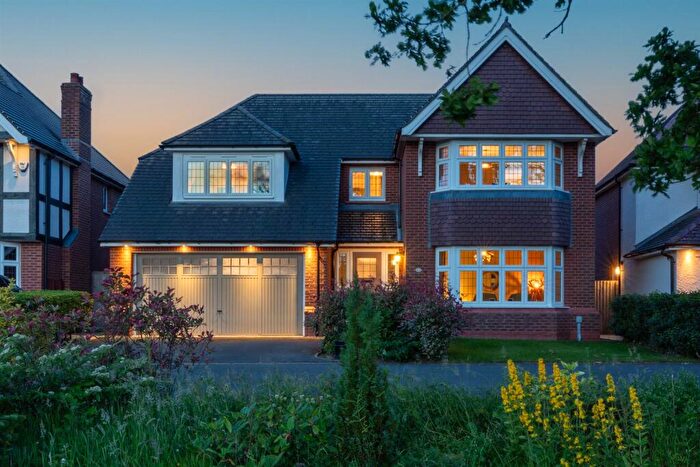 5 Bedroom Detached House For Sale In Albemarle Avenue, Hartford, CW8