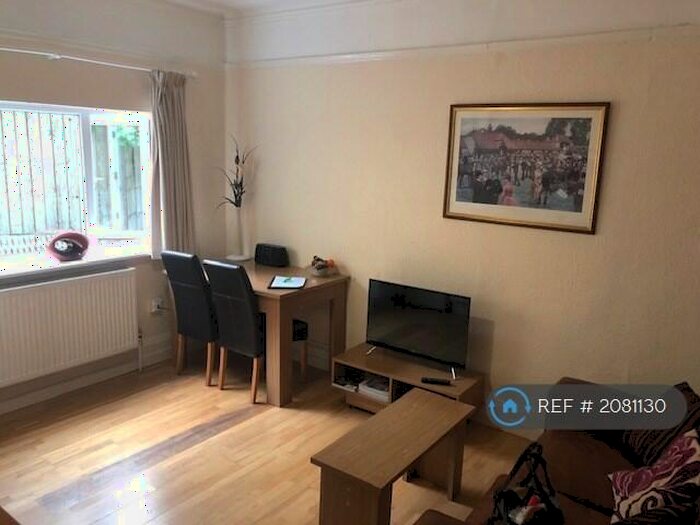 1 Bedroom Flat To Rent In Newton - Cherry Hinton Road, Cambridge, CB1