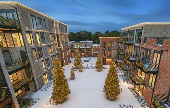 2 Bedroom Apartment For Sale In Faraday House, Campfield Road, St Albans, AL1