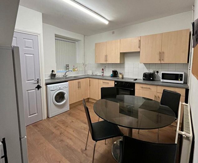 3 Bedroom Private Hall To Rent In Ridge Street, Lancaster, LA1