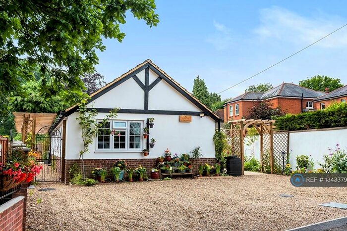 3 Bedroom Detached House To Rent In The Avenue, Camberley, GU15