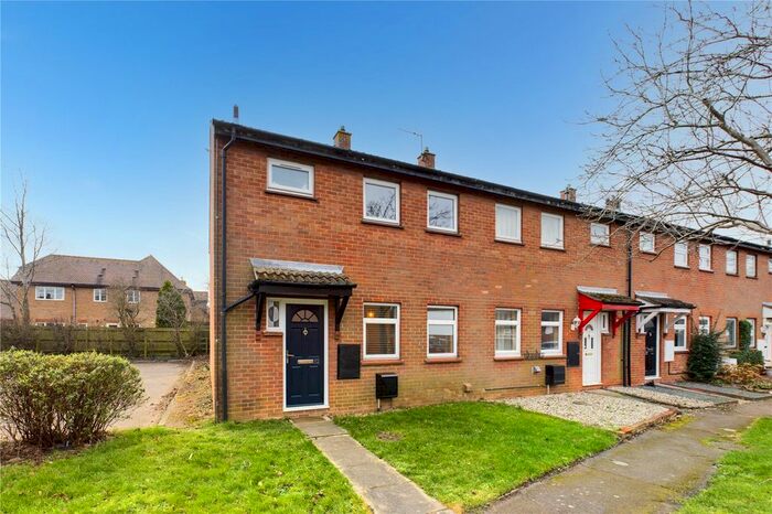 3 Bedroom End Of Terrace House For Sale In Rye Crescent, Cople, Bedford, Bedfordshire, MK44