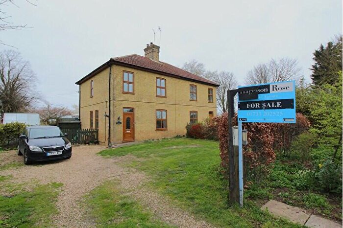 3 Bedroom Semi-Detached House For Sale In Wisbech Road, Coates, Cambs, PE7
