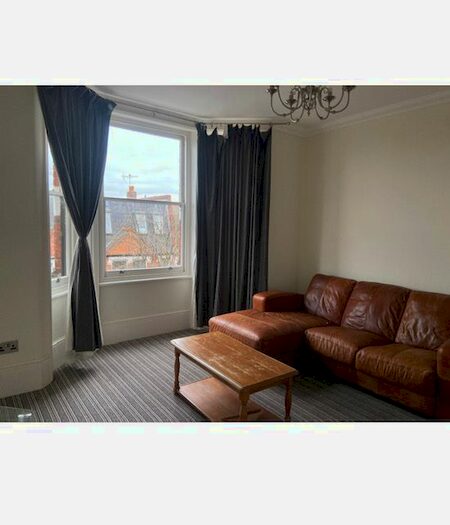 2 Bedroom Flat To Rent In Kingwood Road, London, SW6