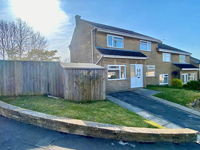 4 Bedroom Semi-Detached House To Rent In Castle Cary, BA7