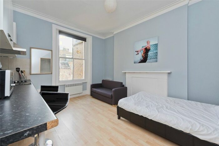 Studio To Rent In Marloes Road, London, W8