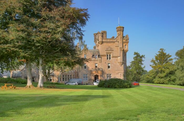 2 Bedroom Flat For Sale In Dalnair Castle, Apartment, Croftamie, Stirlingshire, G63