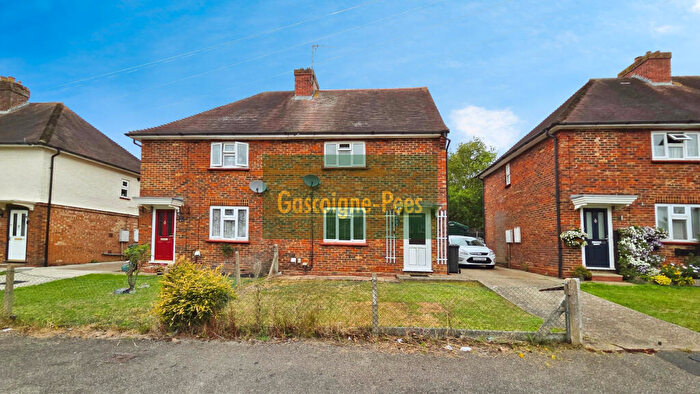 3 Bedroom Semi-Detached House To Rent In Fentum Road, Guildford, GU2