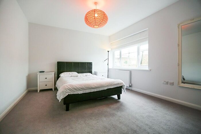 2 Bedroom Flat To Rent In Dyke Road, Brighton, BN1