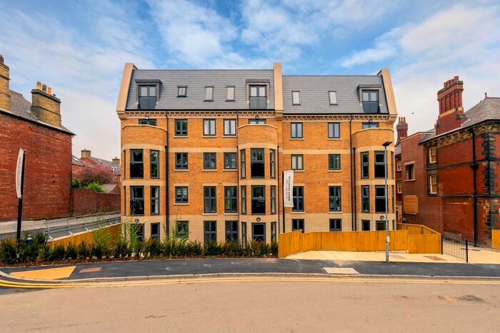 2 Bedroom Flat To Rent In Berneslai Close, Barnsley, South Yorkshire, S70