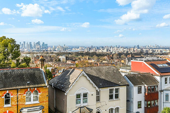 5 Bedroom Semi Detached House For Sale In Eglinton Hill, London, SE18