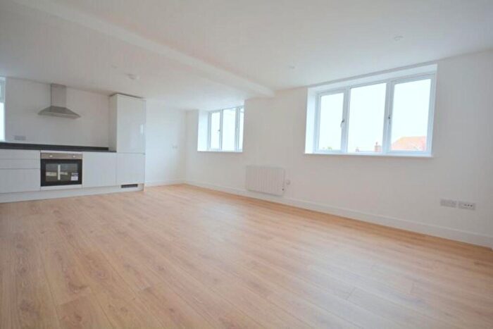 2 Bedroom Flat To Rent In Cumberland Road, Margate, CT9