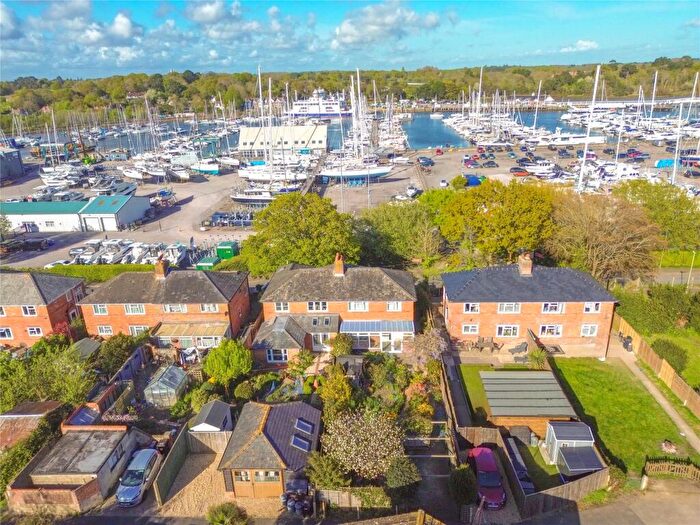 3 Bedroom Semi-Detached House For Sale In Flushards, Lymington, Hampshire, SO41