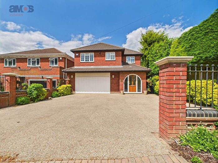 5 Bedroom Detached House For Sale In Eastern Road, Rayleigh, Essex, SS6