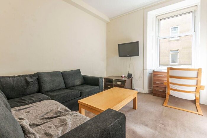 4 Bedroom Flat To Rent In L Buccleuch Terrace, Edinburgh, EH8