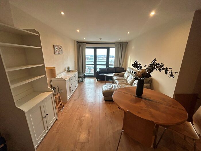 2 Bedroom Flat To Rent In The Reach, Liverpool, L3