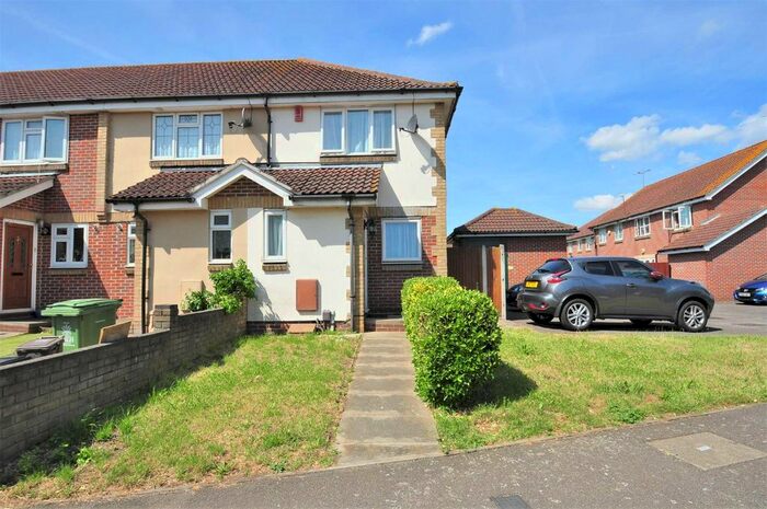 2 Bedroom End Of Terrace House To Rent In Duriun Way, Erith, DA8