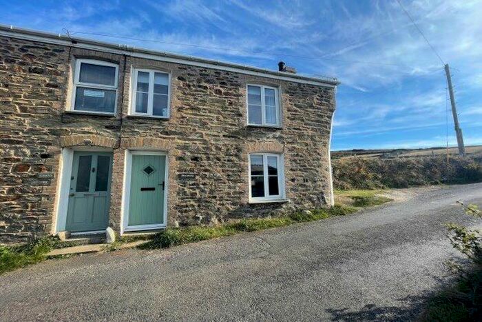 3 Bedroom End Of Terrace House To Rent In Higher Bal, St. Agnes, TR5